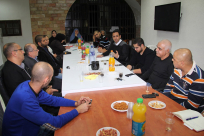 في جلسة طارئة مساء اليوم - المؤسسات اليافية تدعو للالتزام بالاضراب الشامل يوم الخميس المقبل